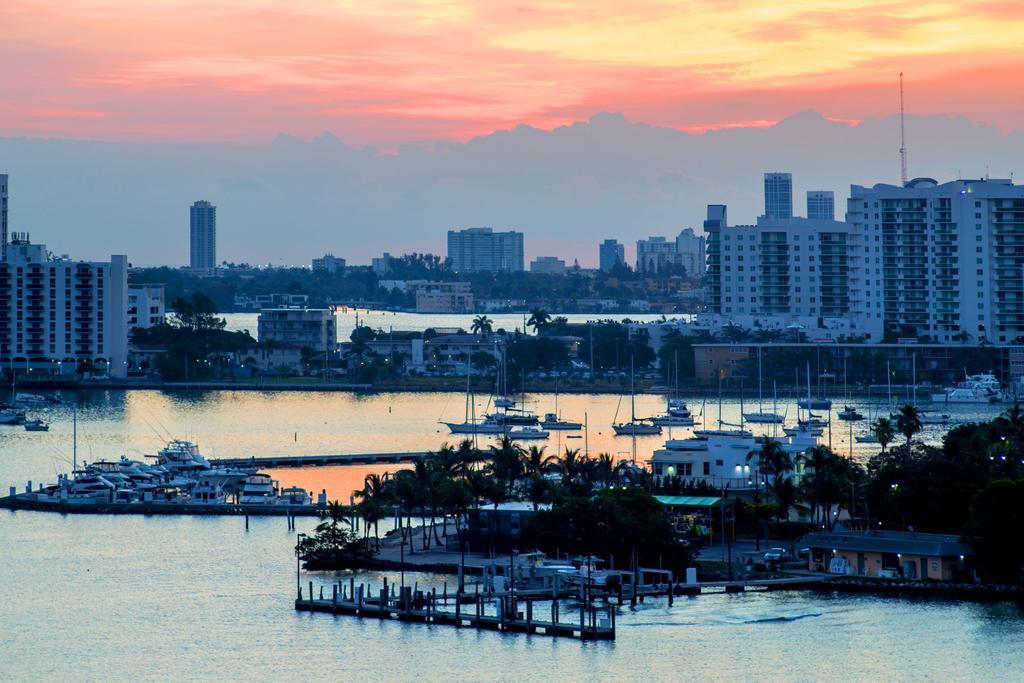 Mare Azur Miami Luxury Apartments By Grand Bay Екстериор снимка