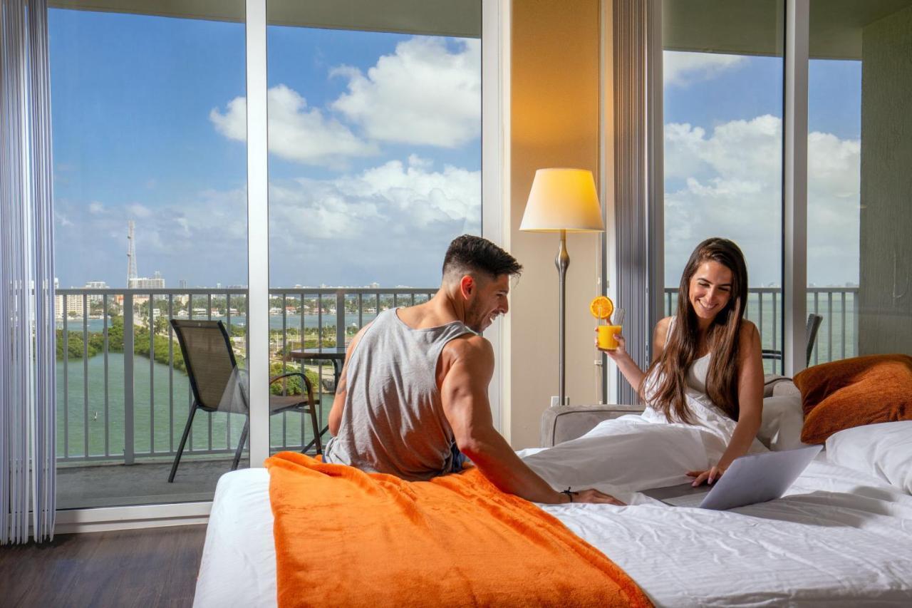 Mare Azur Miami Luxury Apartments By Grand Bay Екстериор снимка