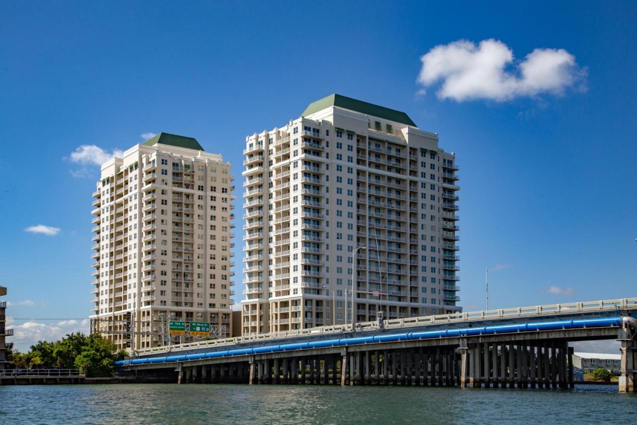 Mare Azur Miami Luxury Apartments By Grand Bay Екстериор снимка
