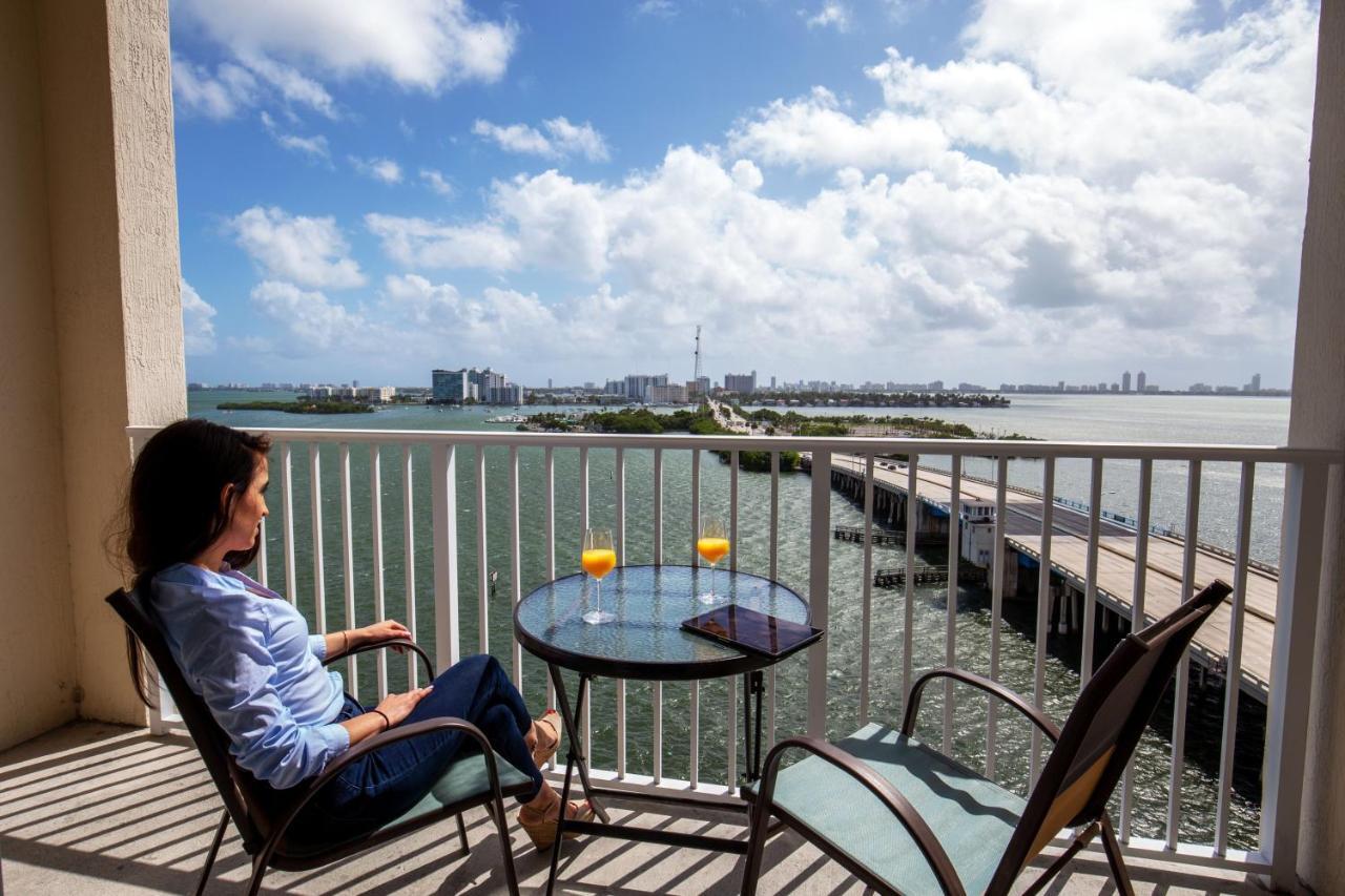 Mare Azur Miami Luxury Apartments By Grand Bay Екстериор снимка